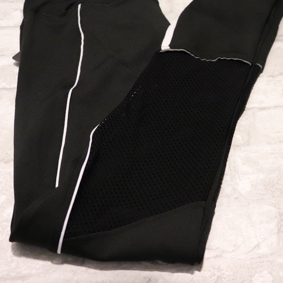 Athletic Bundle — Pink Mesh Hoodie/Black Leggings - Picture 5 of 6